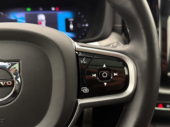 Volvo XC60 26 of 30