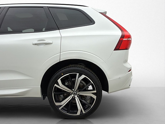 Volvo XC60 29 of 30