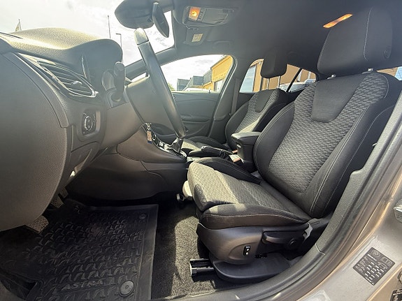 Opel Astra 11 of 13