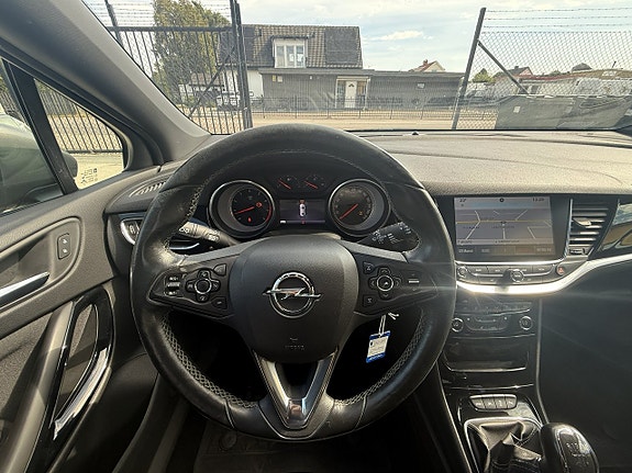 Opel Astra 10 of 13
