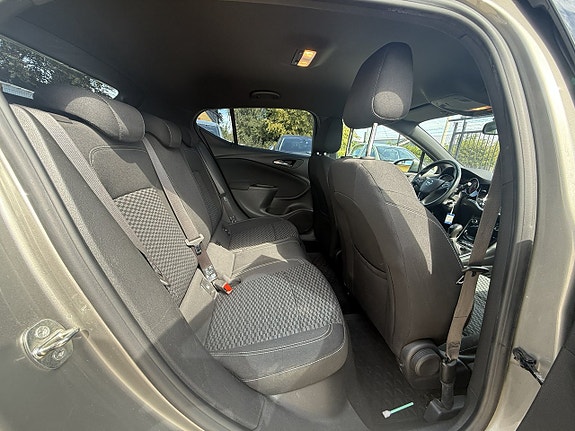 Opel Astra 13 of 13