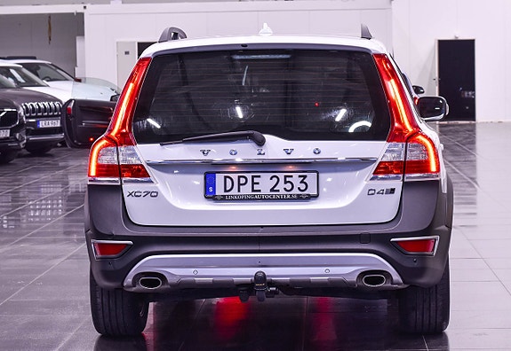 Volvo XC70 8 of 20