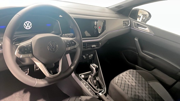 Volkswagen Taigo 10 of 12