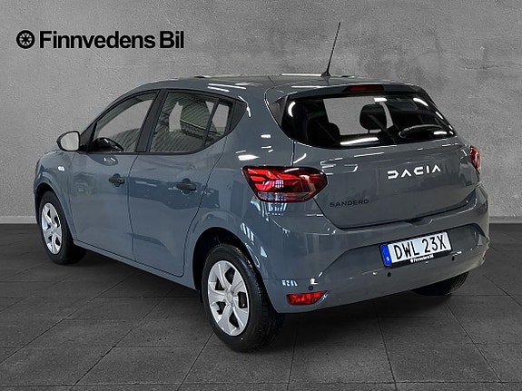 Dacia Sandero 3 of 7