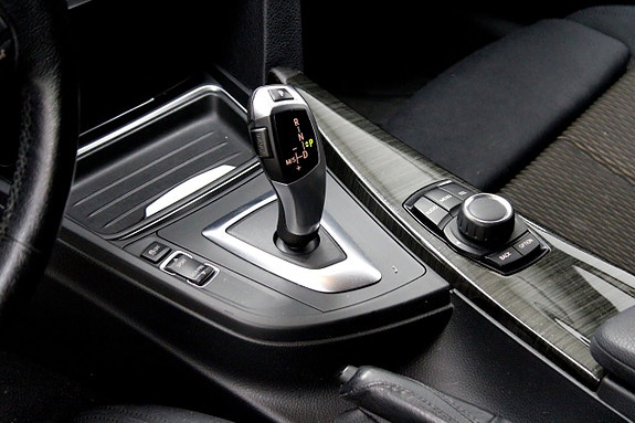 BMW 320d 11 of 22