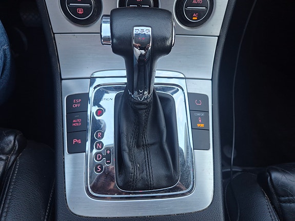 Volkswagen Passat 11 of 11
