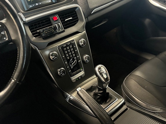 Volvo V40 21 of 24