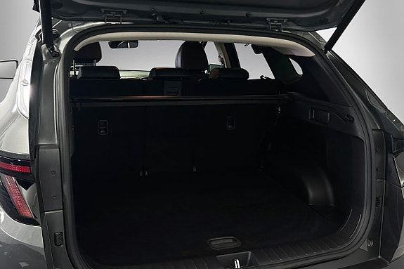Hyundai Tucson 10 of 18