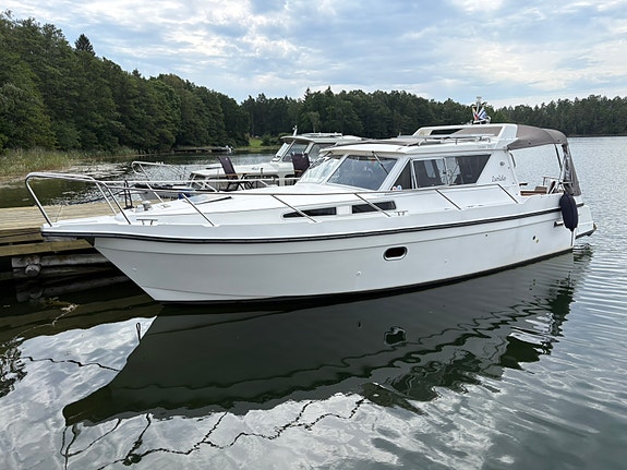 Tristan 310 C 2 of 17