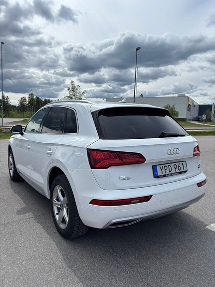 Audi Q5 3 of 6