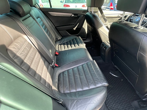 Volkswagen Passat 6 of 8