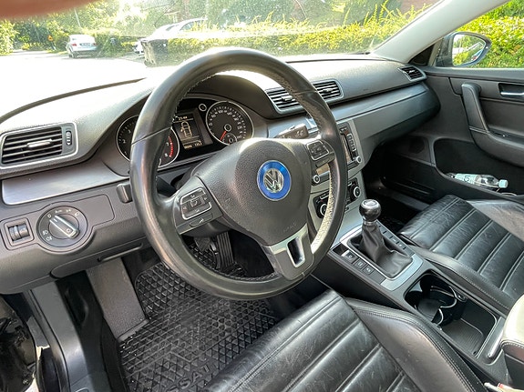 Volkswagen Passat 7 of 8