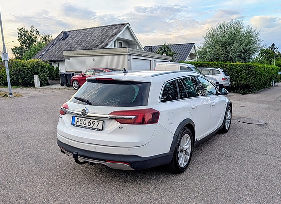 Opel Insignia Country Tourer 5 of 12