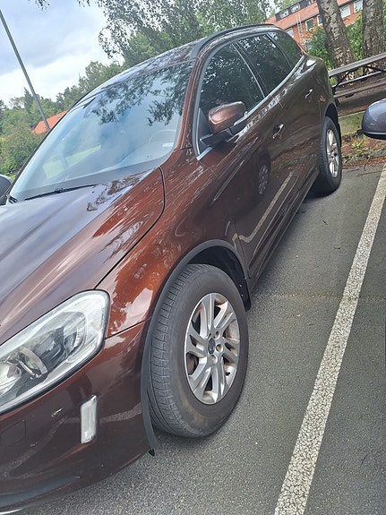 Volvo XC60 5 of 10