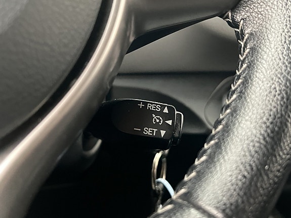 Toyota Yaris 18 of 23
