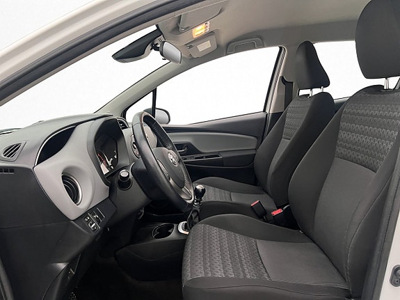 Toyota Yaris 9 of 23