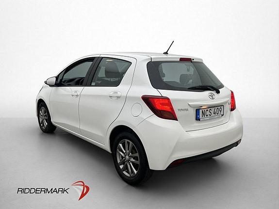 Toyota Yaris 5 of 23
