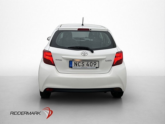 Toyota Yaris 6 of 23