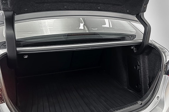 Mazda 3 8 of 12