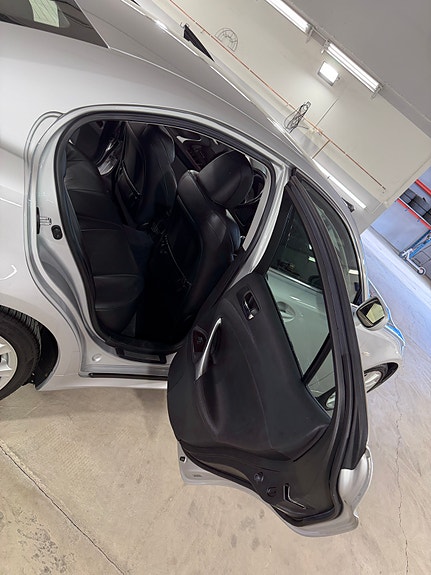 Lexus IS250 13 of 15