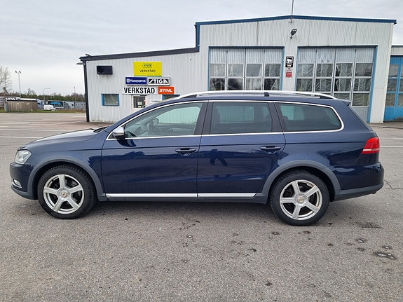 Volkswagen Passat Alltrack 8 of 10