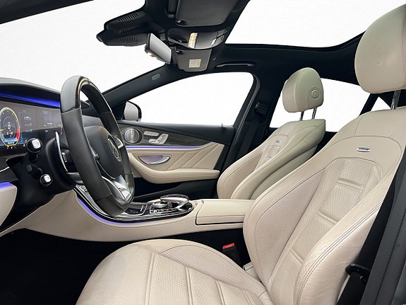 Mercedes-Benz E63 14 of 30