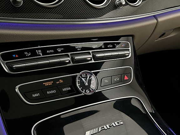 Mercedes-Benz E63 30 of 30