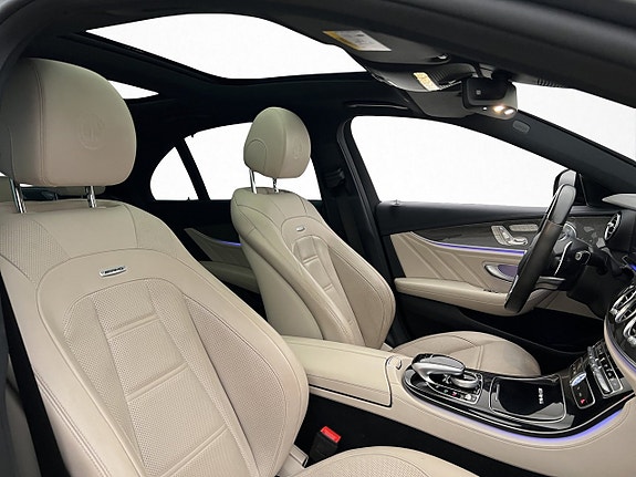 Mercedes-Benz E63 18 of 30
