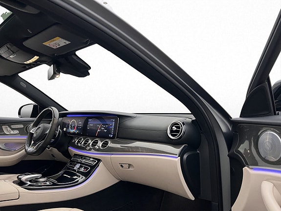 Mercedes-Benz E63 19 of 30