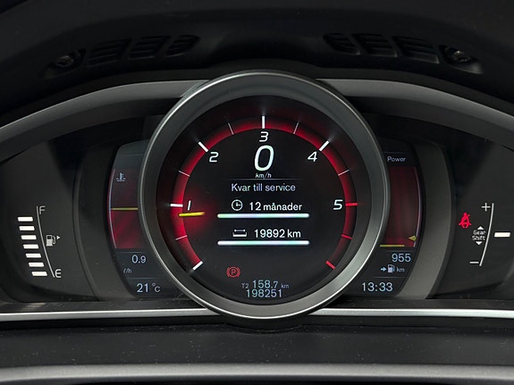 Volvo V40 Cross Country 22 of 23