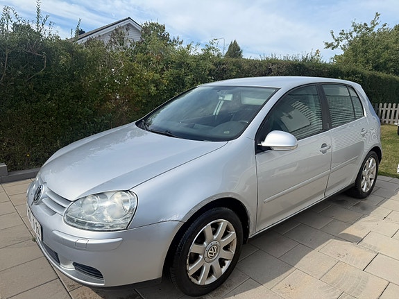 Volkswagen Golf V 3 of 6