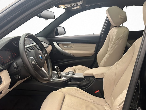 BMW 320d 14 of 30