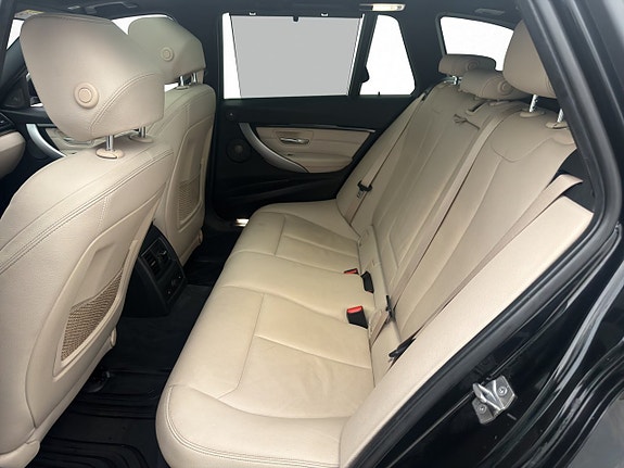 BMW 320d 19 of 30