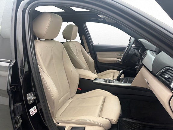 BMW 320d 17 of 30
