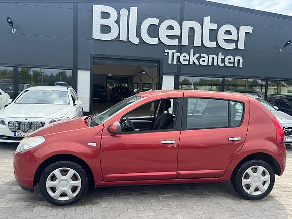 Dacia Sandero 2 of 8