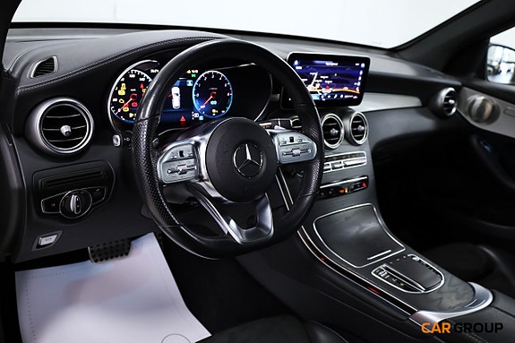 Mercedes-Benz GLC300 de 10 of 24