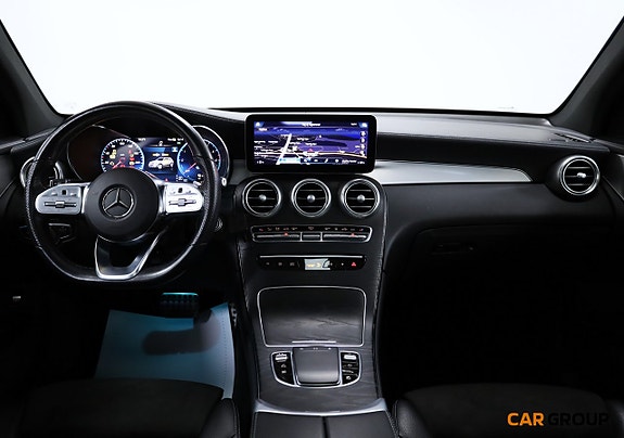 Mercedes-Benz GLC300 de 8 of 24