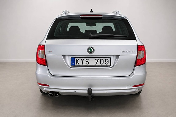 Skoda Superb 6 of 30