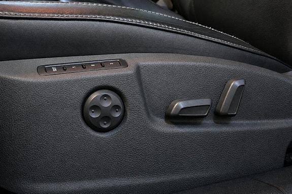 Skoda Superb 16 of 30