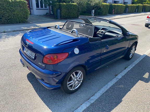 Peugeot 206 CC 2 of 5