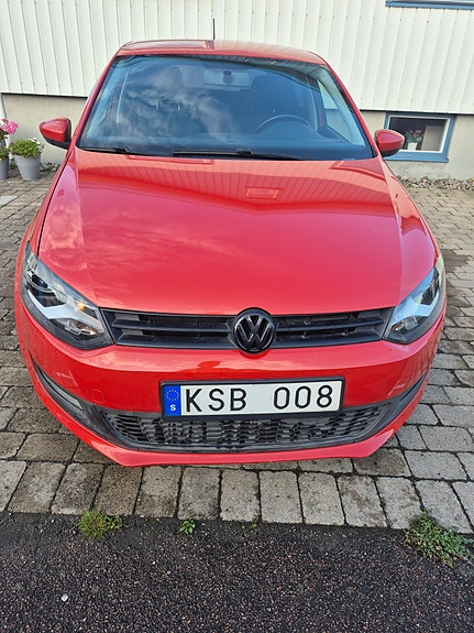 Volkswagen Polo 2 of 9