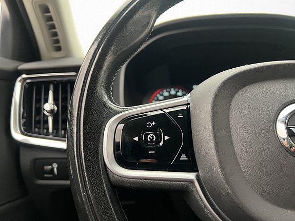 Volvo V90 18 of 30