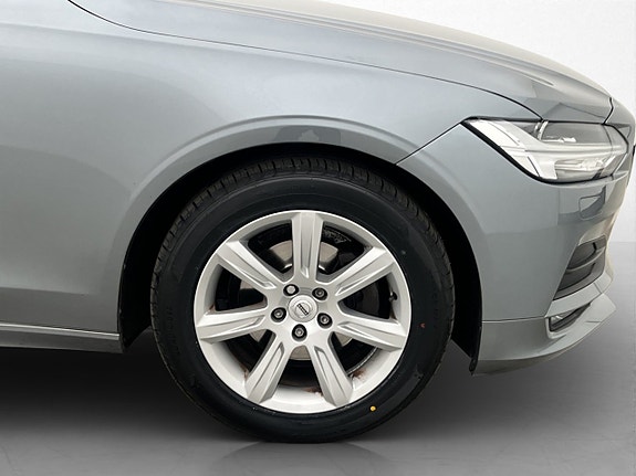 Volvo V90 30 of 30