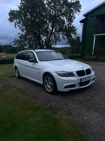 BMW 318d 2 of 9