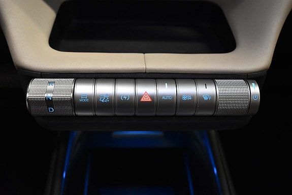 BYD Dolphin 12 of 25