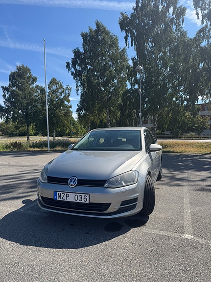 Volkswagen Golf VII 6 of 6
