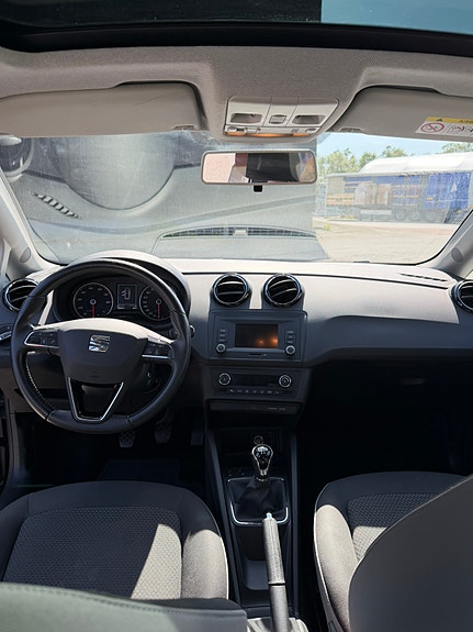 Seat Ibiza 5 of 6