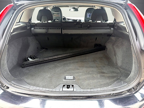 Volvo V60 16 of 16