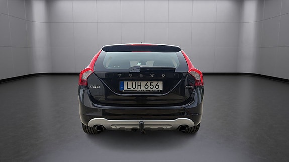 Volvo V60 11 of 16