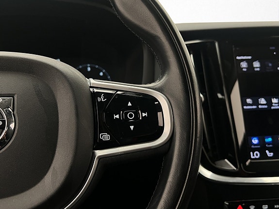 Volvo V60 17 of 30